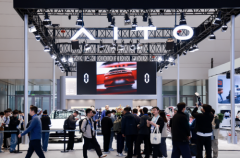 2025中国汽车工程学会年会举办 赛力斯展示领先技术实